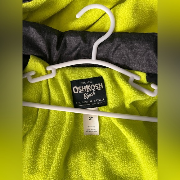 OshKosh B'gosh Boys Coat With Hoodin Black, Gray and Green Puffer Jacket - Picture 9 of 11